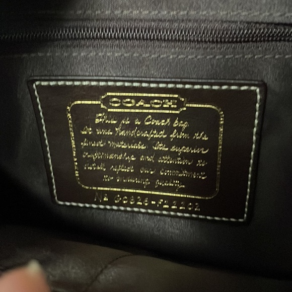 Coach Shoulder Bag - Picture 9 of 10